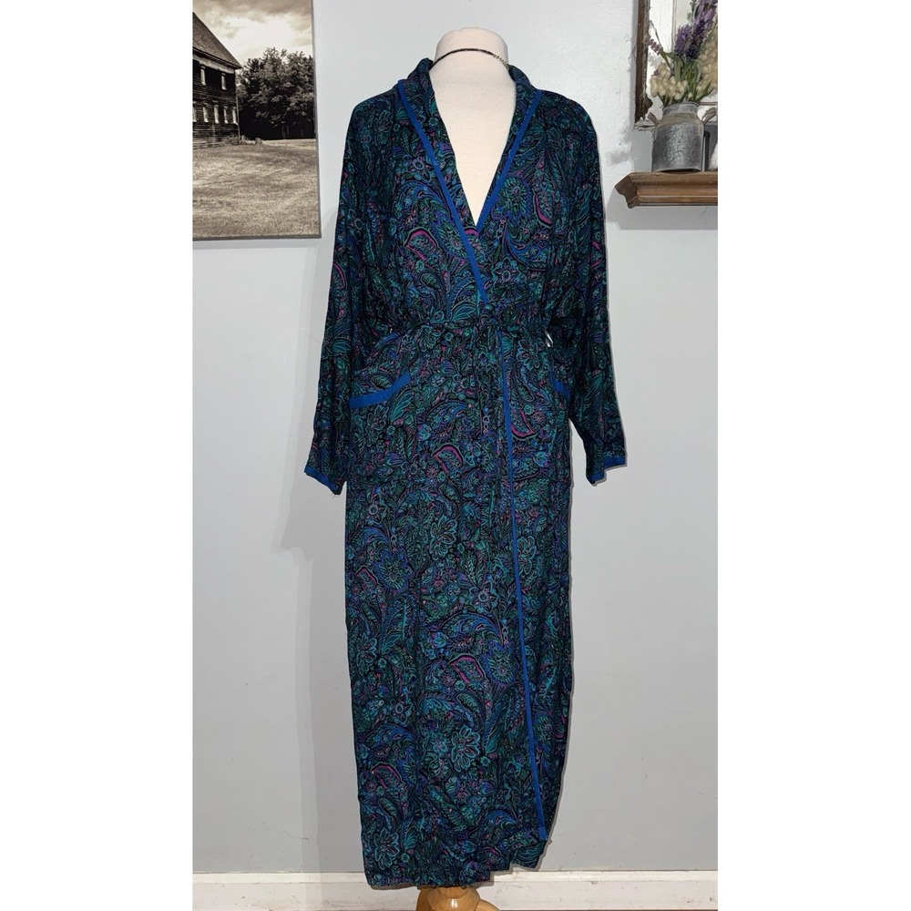 Vintage 90s Victoria's Secret Long Paisley‎ Robe Gold satin Label one size